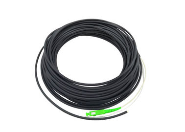 Hitam 4.0 FTTH Drop Cable Fiber Optical Patch Cord Dengan 2.0 Konektor SC / APC